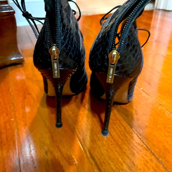 Jimmy Choo - Picture 3 of 4